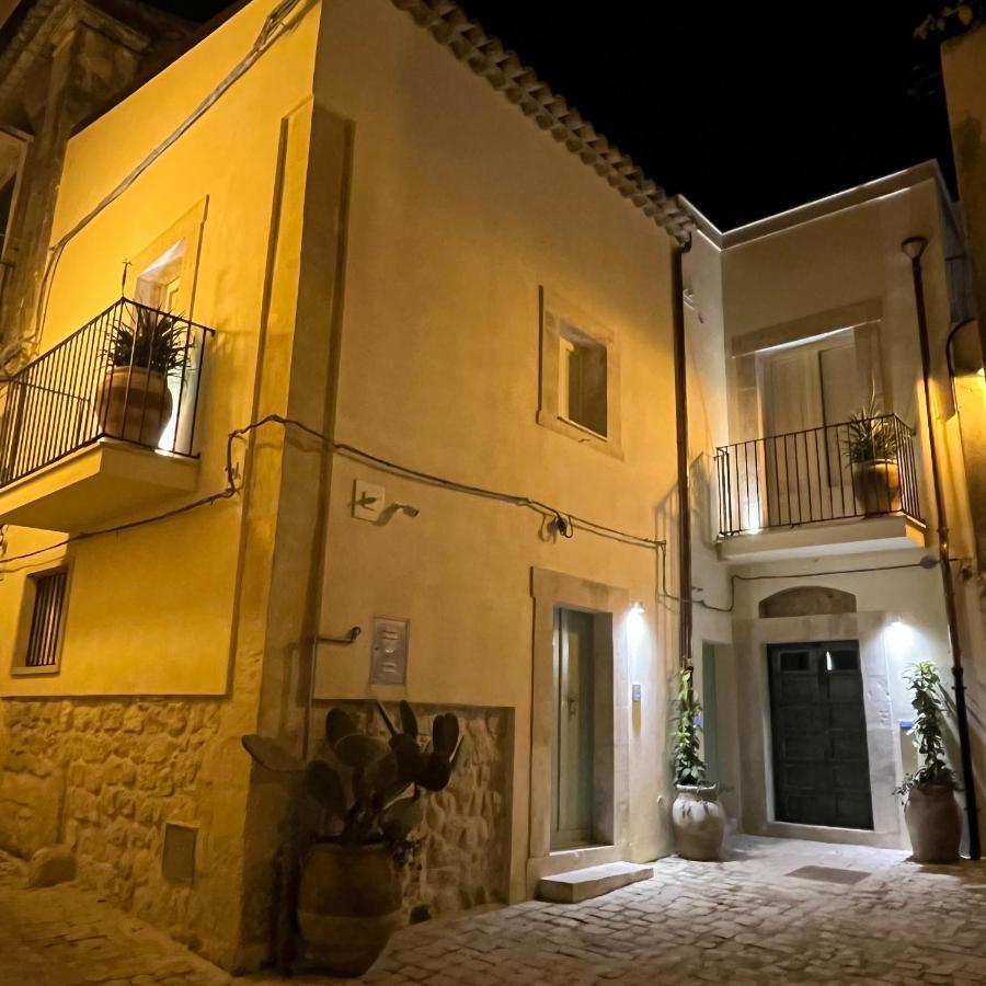B&B Scicli La Casuzza Bagian luar foto