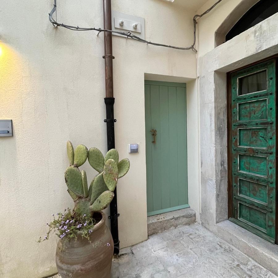 B&B Scicli La Casuzza Bagian luar foto